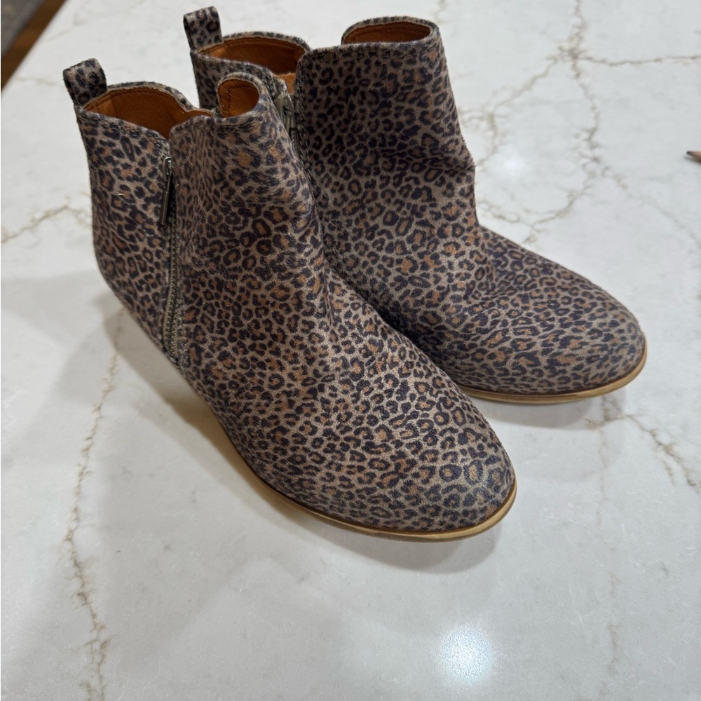 Girls GB 4M Leopard print boots